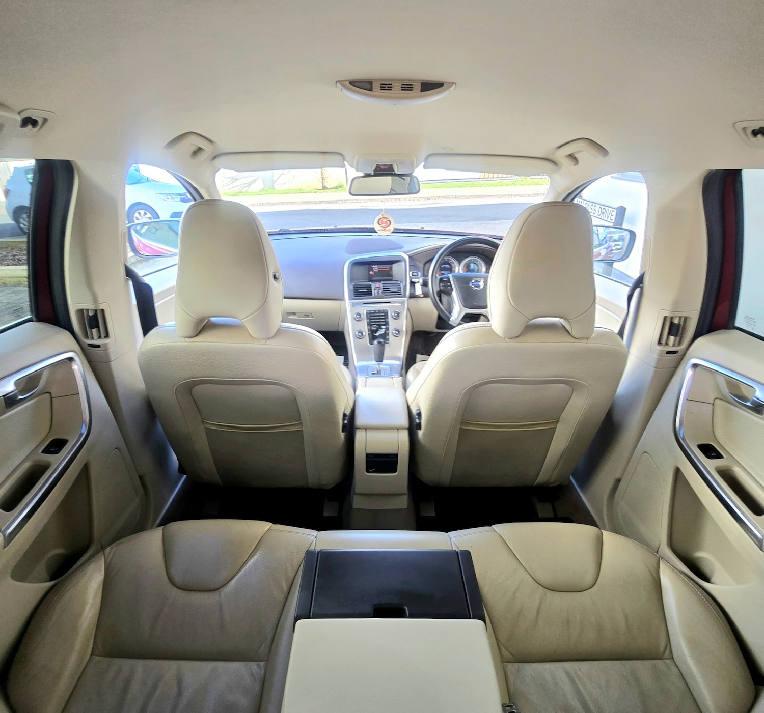 Used Volvo XC60 2012 for sale - 77897956: Photo 12