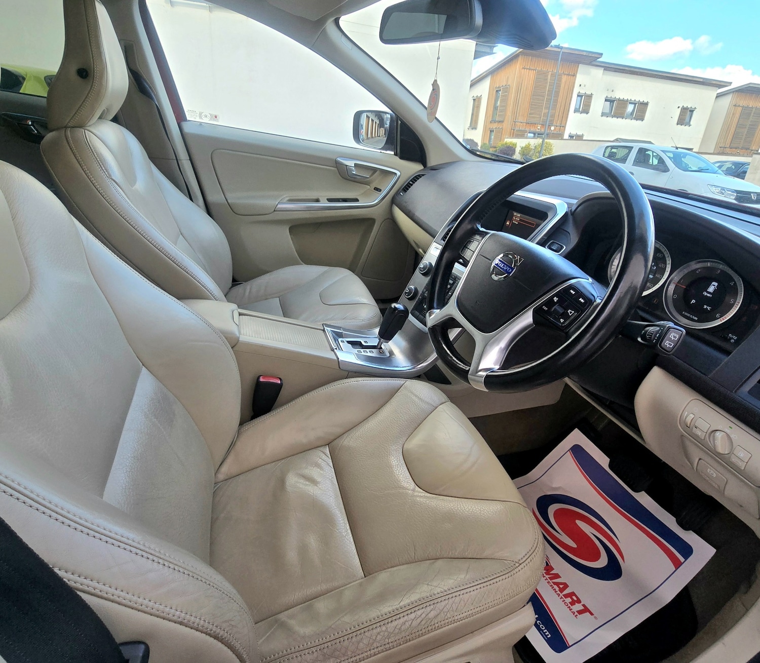 Used Volvo XC60 2012 for sale - 77897956: Photo 18