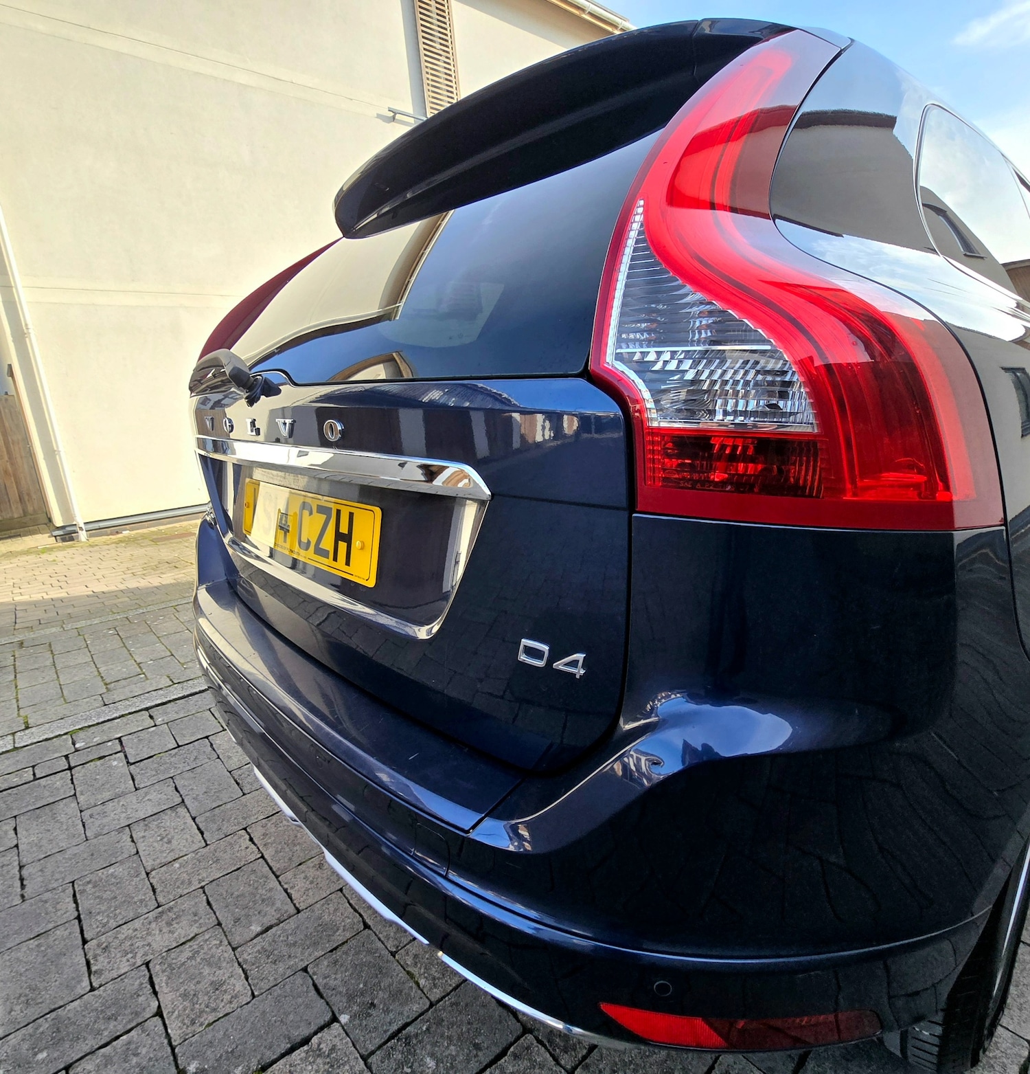 Used Volvo XC60 2014 for sale - 77729860: Photo 9