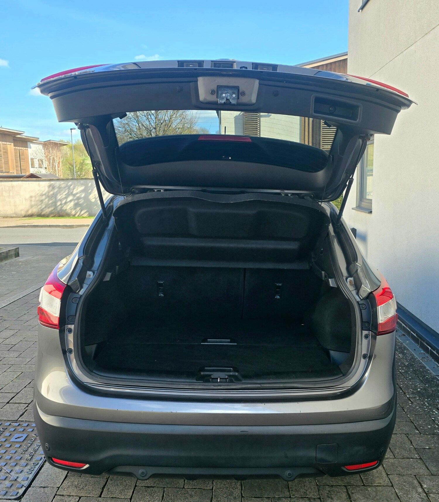 Used Nissan Qashqai 2014 for sale - 78131873: Photo 9