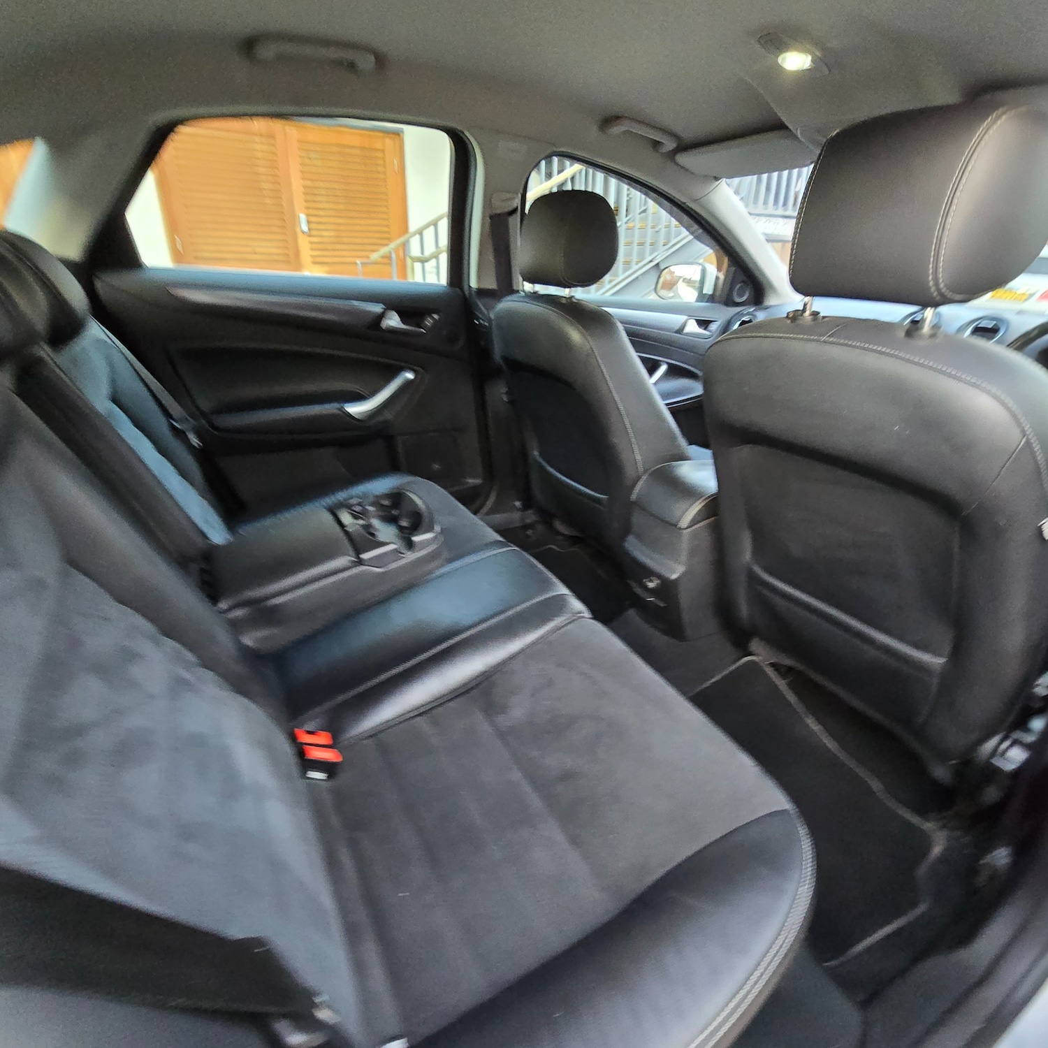 Used Ford Mondeo 2010 for sale - 77251421: Photo 11