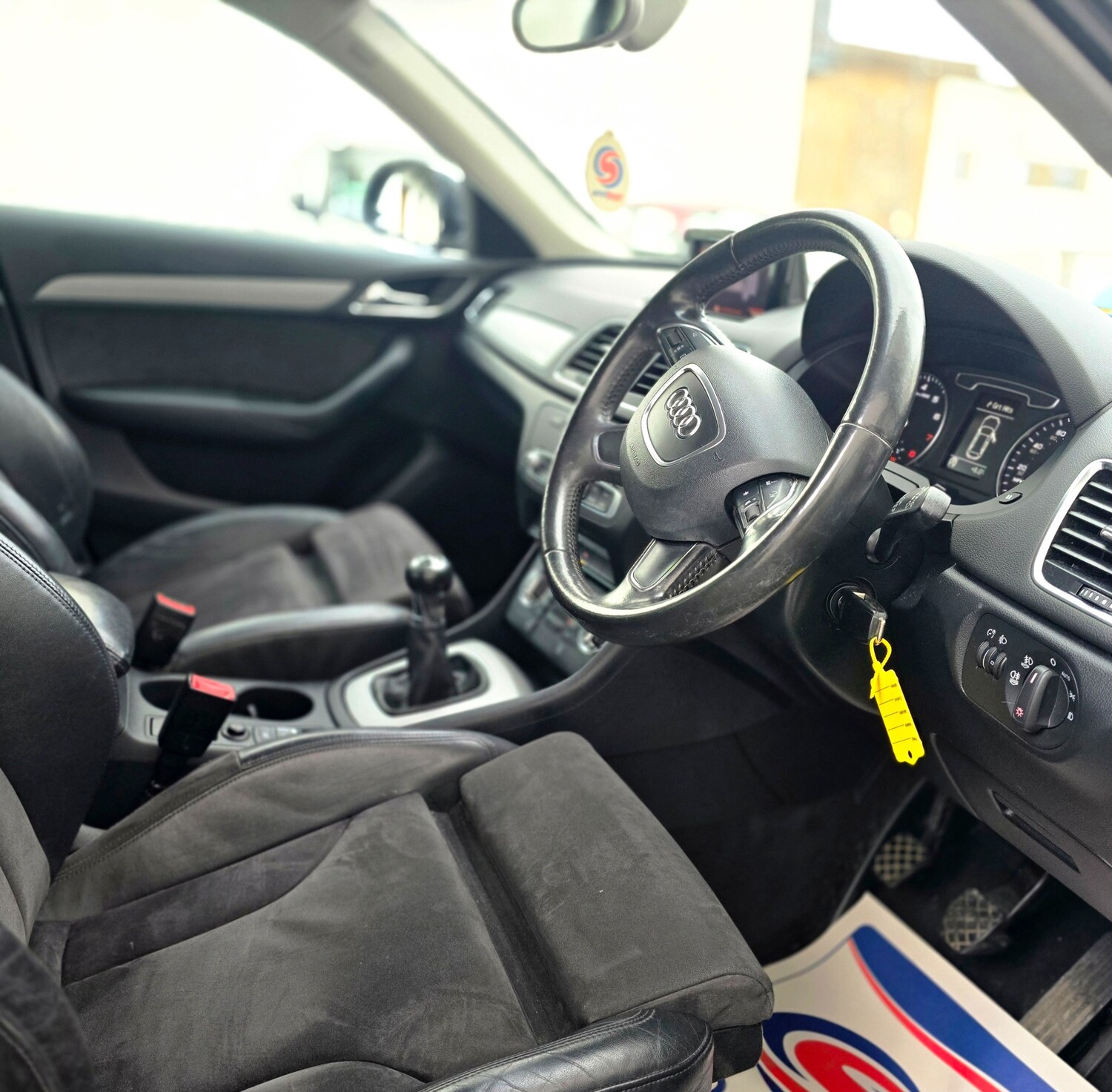 Used Audi Q3 2012 for sale - 77340600: Photo 15