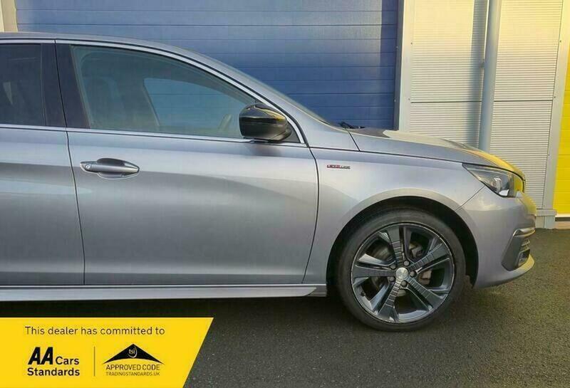 Used Peugeot 308 2017 for sale - 76398762: Photo 20