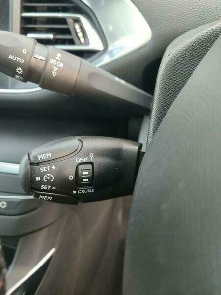 Used Peugeot 308 2017 for sale - 76398762: Photo 39