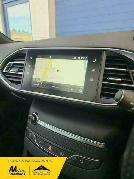 Used Peugeot 308 2017 for sale - 76996068: Photo 16