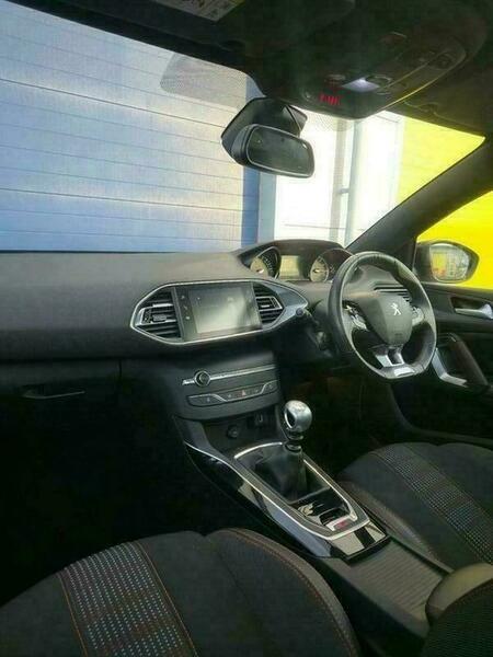 Used Peugeot 308 2017 for sale - 76996068: Photo 39