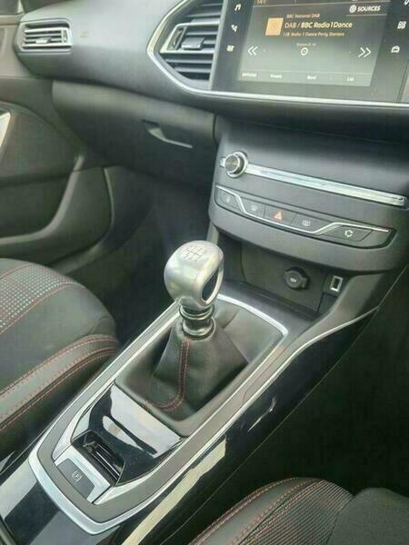 Used Peugeot 308 2017 for sale - 76996068: Photo 43