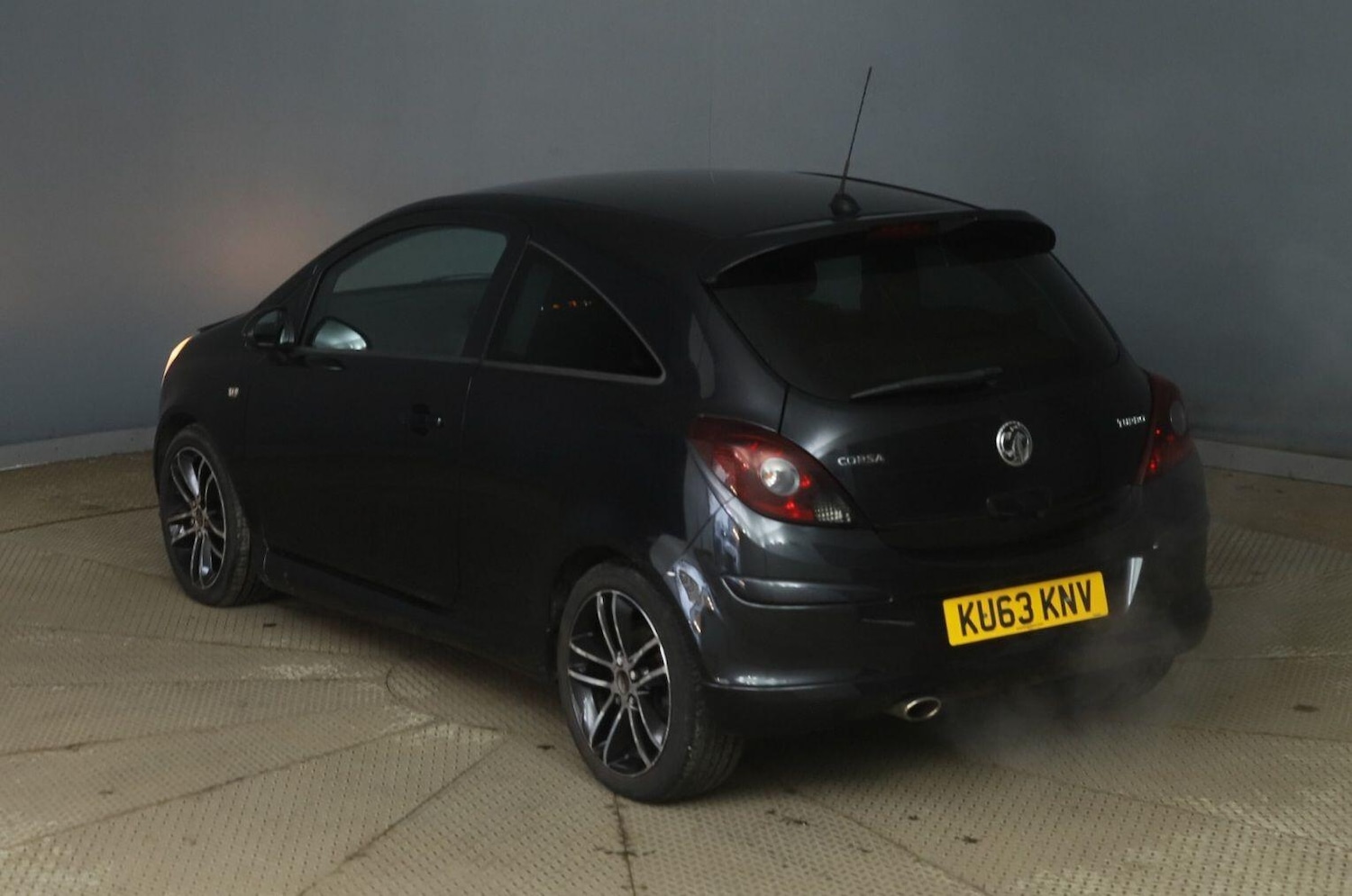 Used Vauxhall Corsa 2013 for sale - 76671682: Photo 3