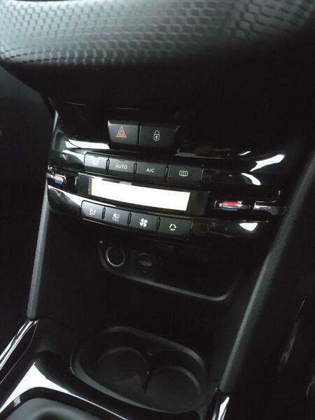 Used Peugeot 2008 2017 for sale - 76399000: Photo 25