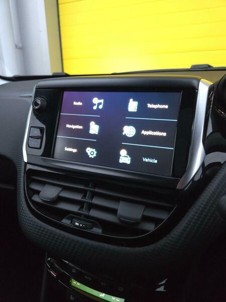 Used Peugeot 2008 2017 for sale - 76399000: Photo 30