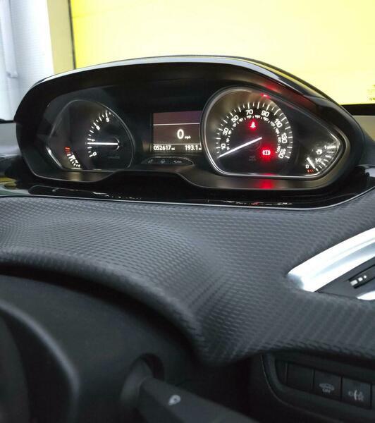 Used Peugeot 2008 2017 for sale - 76399000: Photo 32