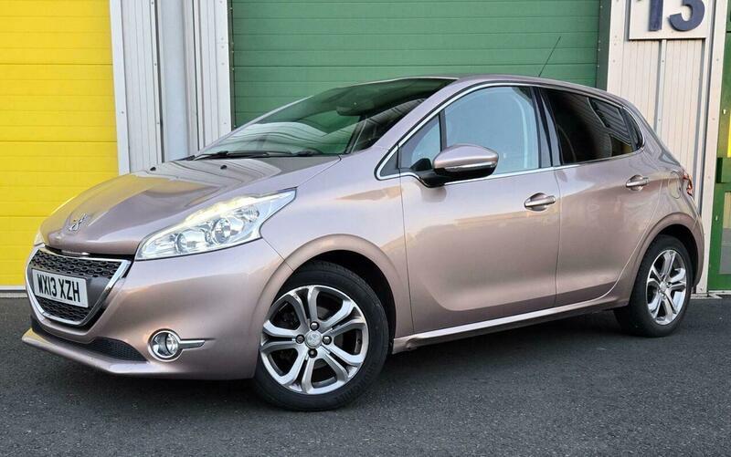 Used Peugeot 208 2013 for sale - 76398218: Photo 11