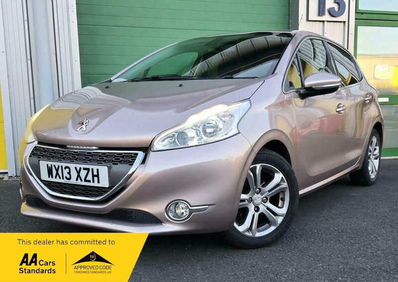 Used Peugeot 208 2013 for sale - 76398218: Photo 12