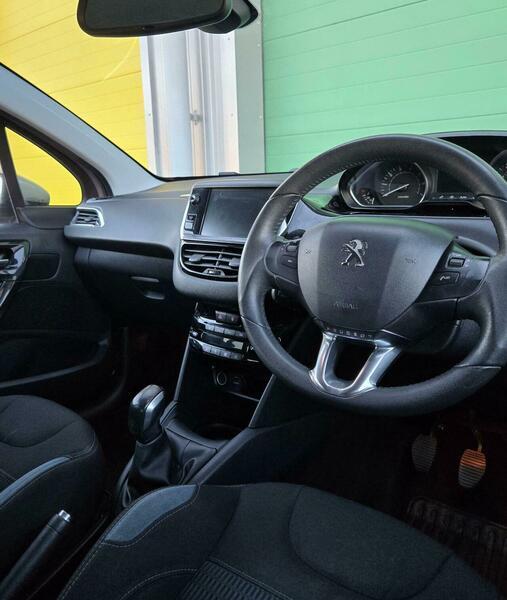 Used Peugeot 208 2013 for sale - 76398218: Photo 20