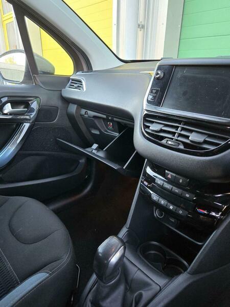 Used Peugeot 208 2013 for sale - 76398218: Photo 24