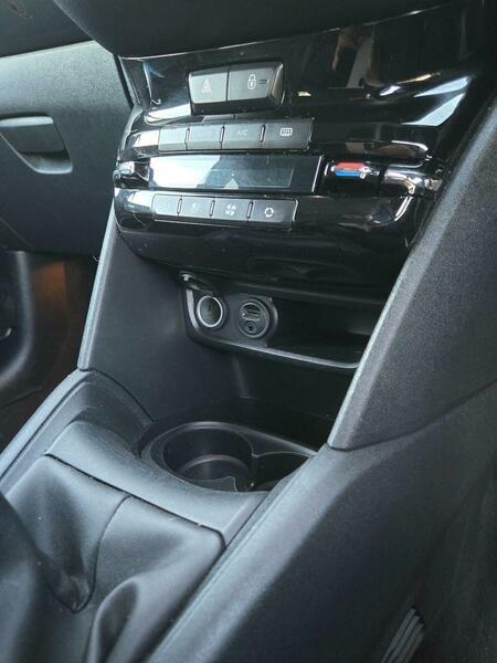 Used Peugeot 208 2013 for sale - 76398218: Photo 26