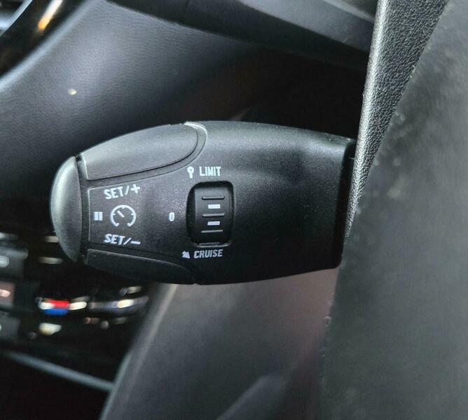 Used Peugeot 208 2013 for sale - 76398218: Photo 30