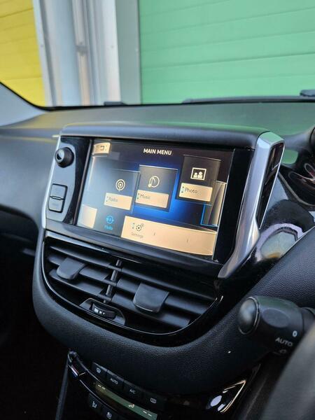 Used Peugeot 208 2013 for sale - 76398218: Photo 31