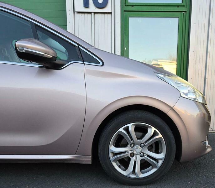 Used Peugeot 208 2013 for sale - 76398218: Photo 6