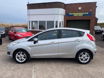 Used Ford Fiesta 2015 for sale - 75676162: Photo