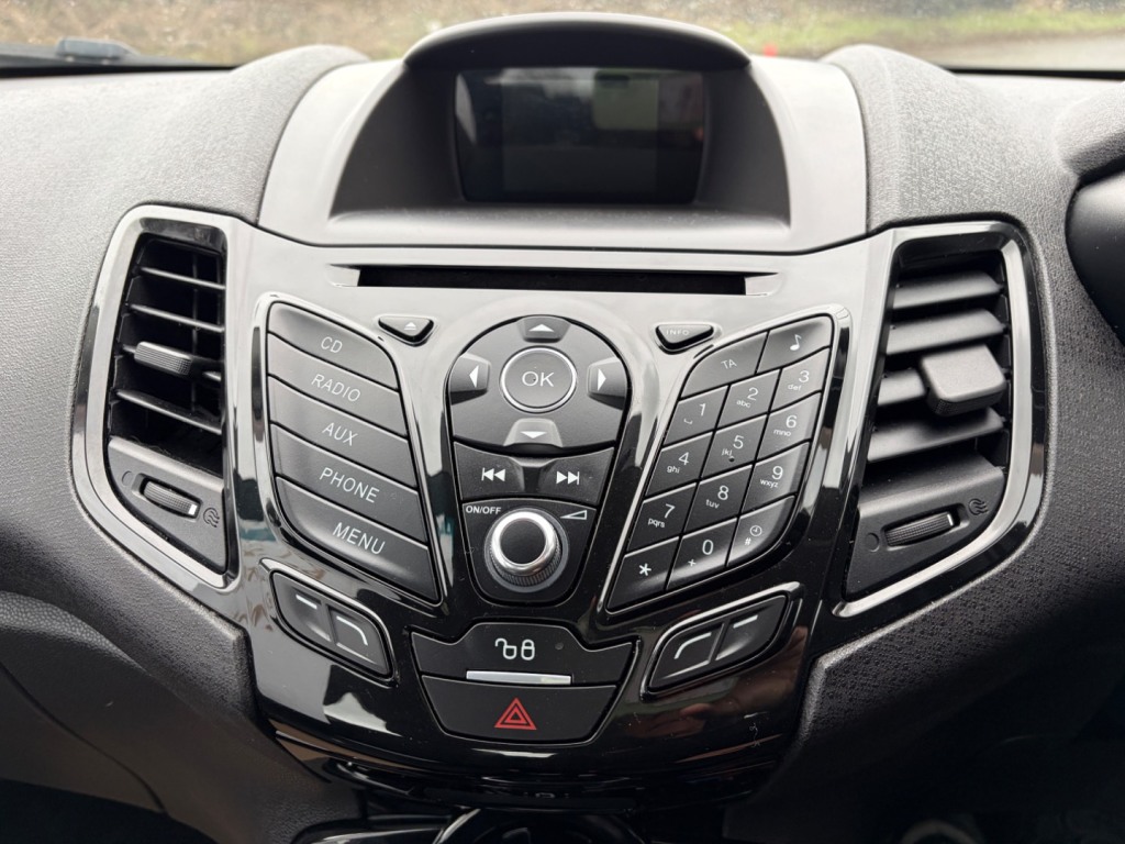 Used Ford Fiesta 2015 for sale - 77187673: Photo 17