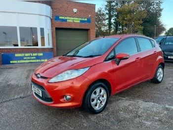 2012 - 1.6 TDCi Zetec ECOnetic 5dr FULL MOT AND SERVICE UPON SALE