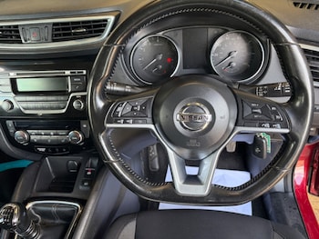 Used Nissan Qashqai 2017 for sale - 78379560: Photo
