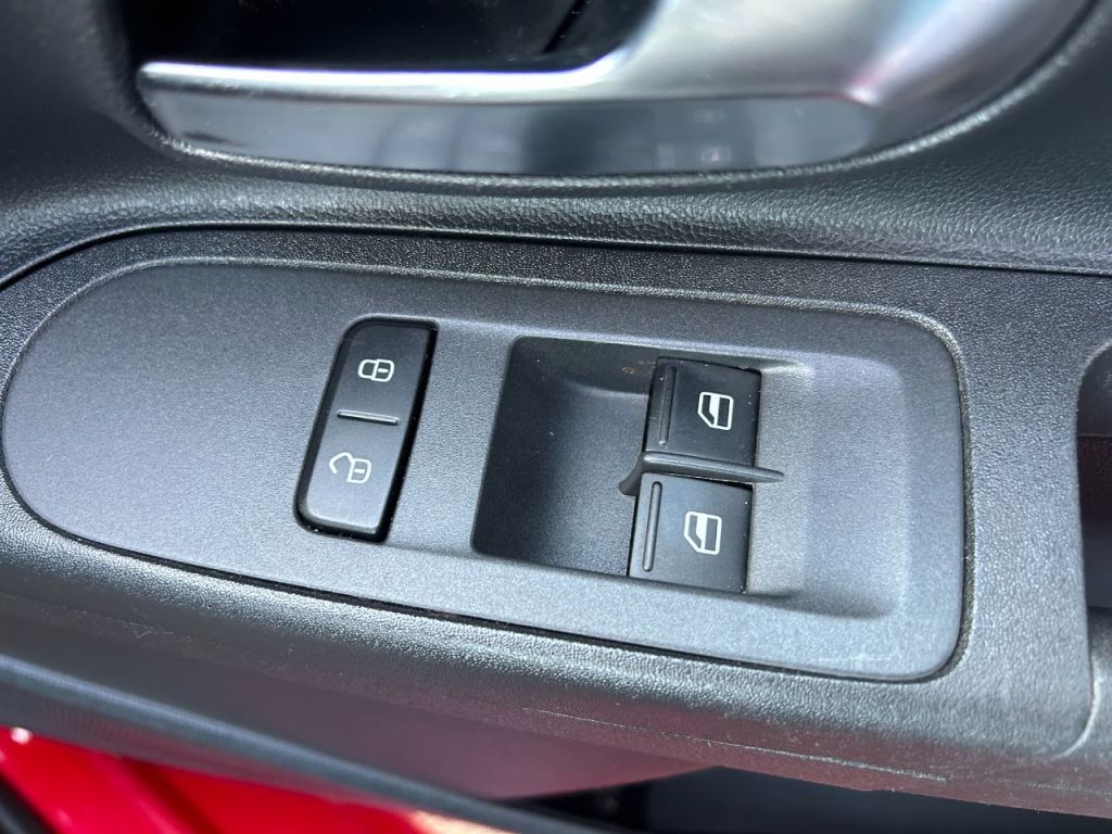 Used Volkswagen up! 2016 for sale - 76762267: Photo 12