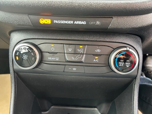 Used Ford Fiesta 2017 for sale - 74981253: Photo 21