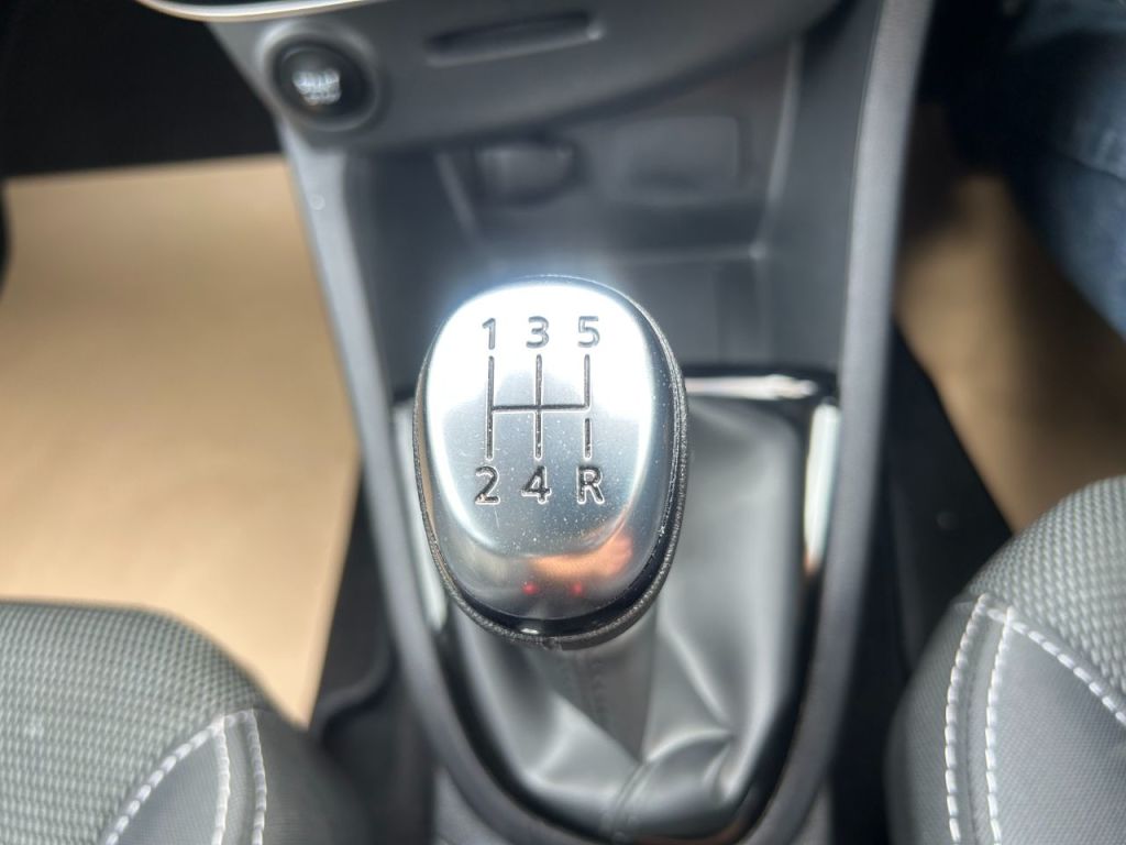 Used Renault Clio 2019 for sale - 75789718: Photo 26