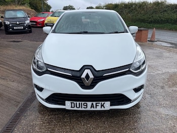 Used Renault Clio 2019 for sale - 75789718: Photo