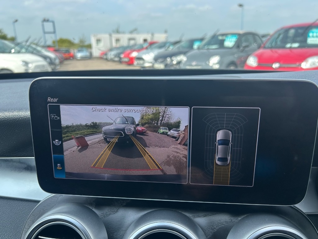 Used Mercedes-Benz C Class 2019 for sale - 76762264: Photo 11