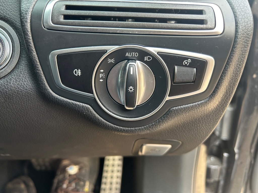 Used Mercedes-Benz C Class 2019 for sale - 76762264: Photo 22