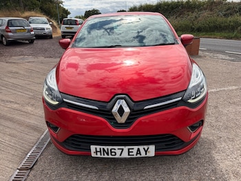 Used Renault Clio 2017 for sale - 79449477: Photo
