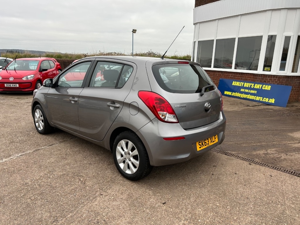 Used Hyundai i20 2013 for sale - 77287259: Photo 7