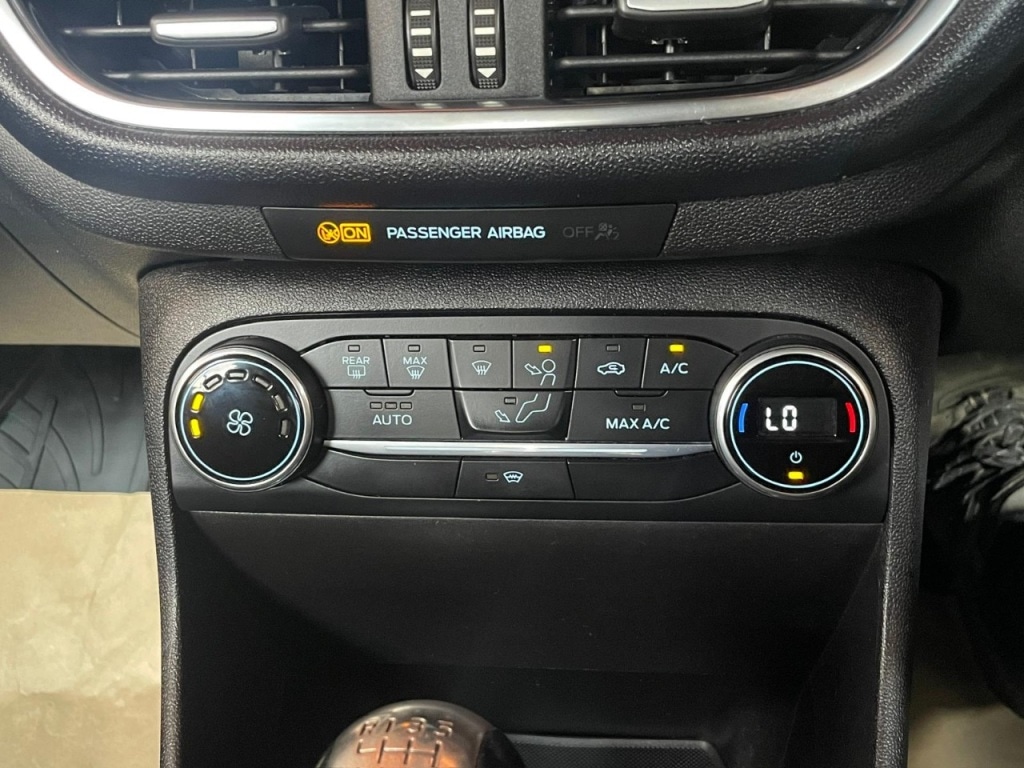 Used Ford Fiesta 2018 for sale - 77275201: Photo 24