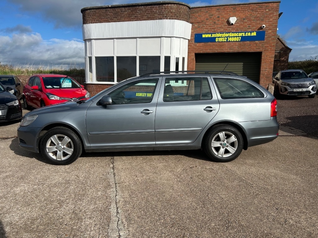 Used Skoda Octavia 2012 for sale - 76375804: Photo 2