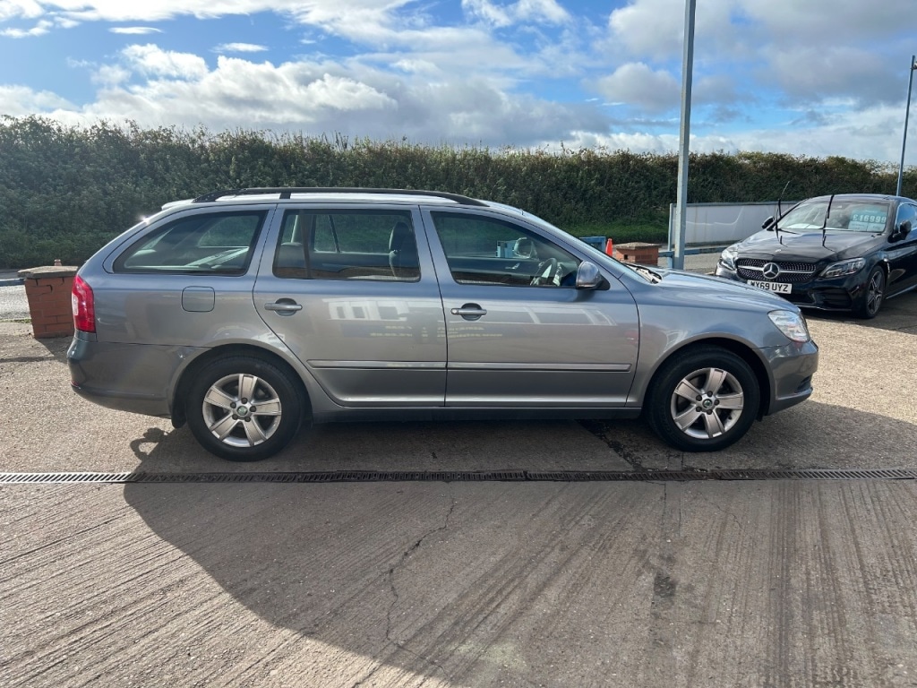 Used Skoda Octavia 2012 for sale - 76375804: Photo 3