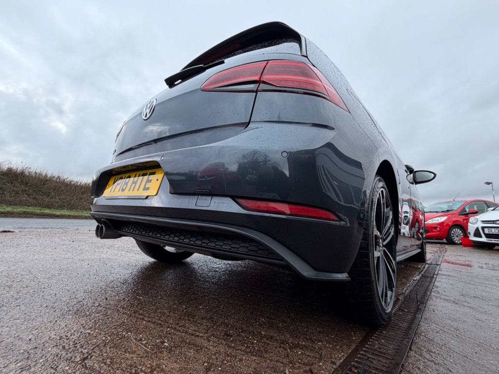 Used Volkswagen Golf 2018 for sale - 77482324: Photo 15