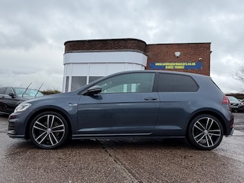 Used Volkswagen Golf 2018 for sale - 77482324: Photo