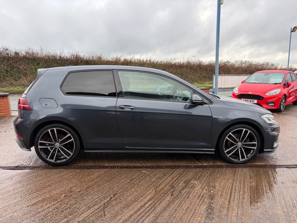 Used Volkswagen Golf 2018 for sale - 77482324: Photo 3