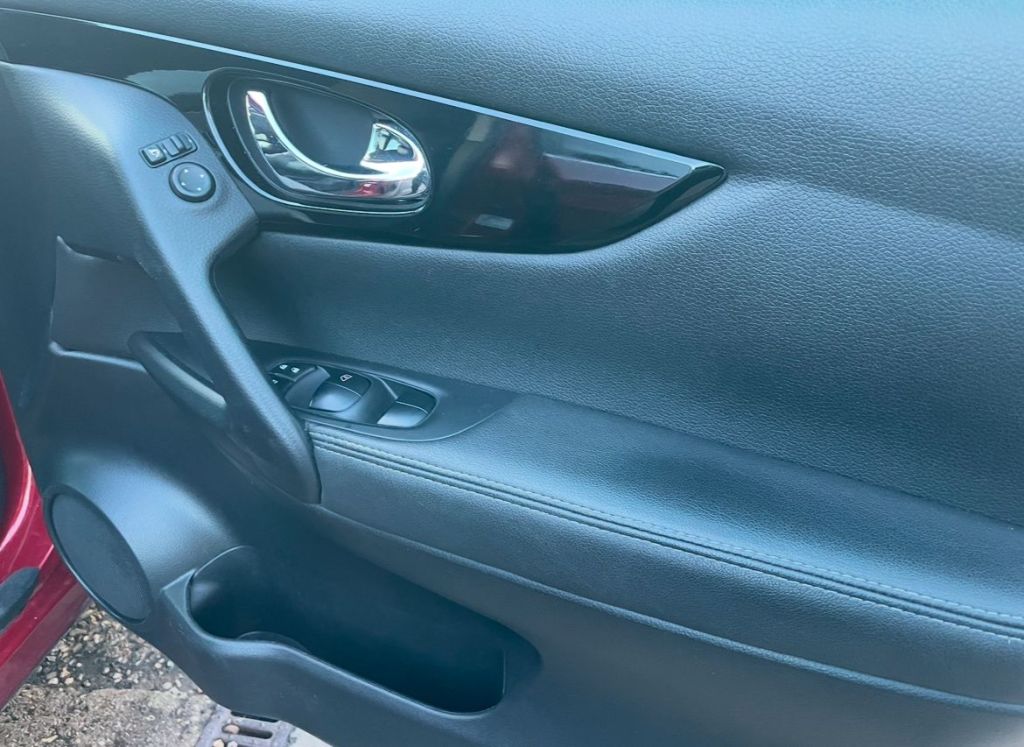 Used Nissan Qashqai 2014 for sale - 76375803: Photo 20