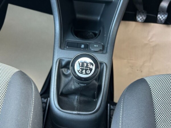 Used Volkswagen up! 2016 for sale - 76126554: Photo 12