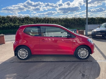 Used Volkswagen up! 2016 for sale - 76126554: Photo 3