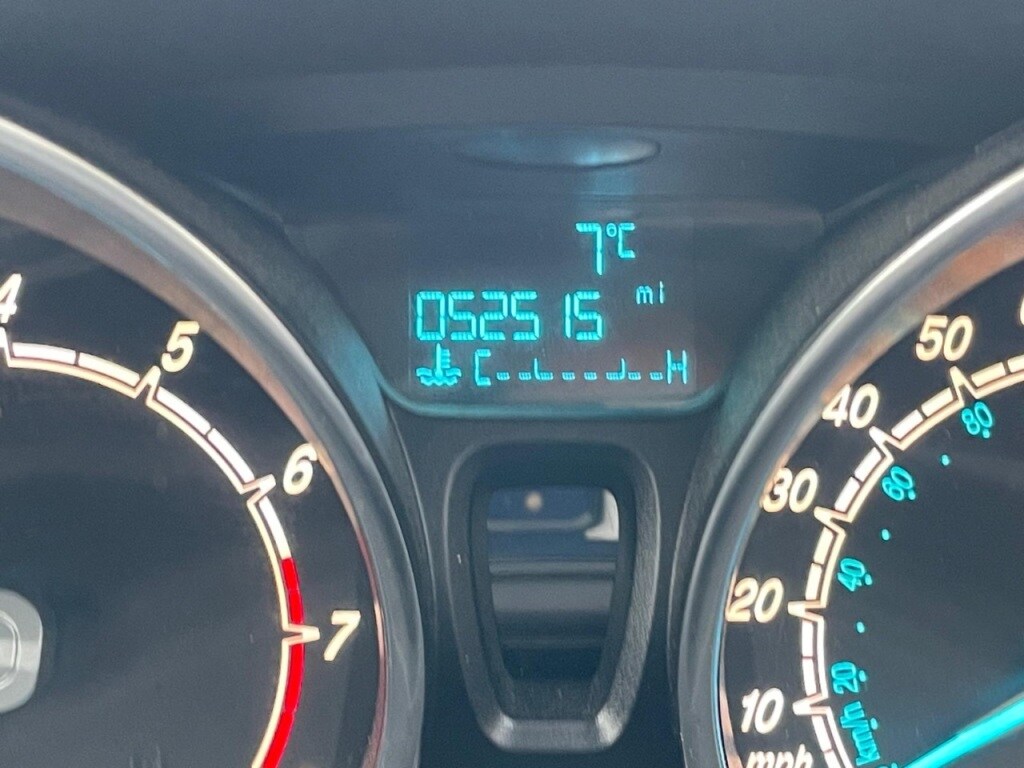 Used Ford Fiesta 2015 for sale - 76836120: Photo 8