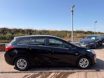 Used Hyundai i30 2016 for sale - 79516554: Photo