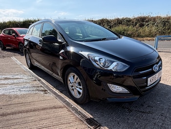 Used Hyundai i30 2016 for sale - 79516554: Photo