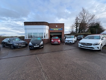 2013 - 1.2 Pop 5dr LOW MILEAGE