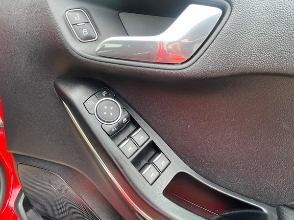 Used Ford Fiesta 2018 for sale - 74645264: Photo 24
