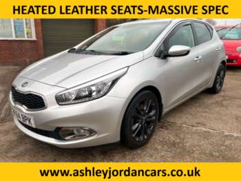 2015 - 1.6 CRDi 4 EcoDynamics 5dr HEATED LEATHER SEATS, £35 ROAD TAX, HIGH SPEC